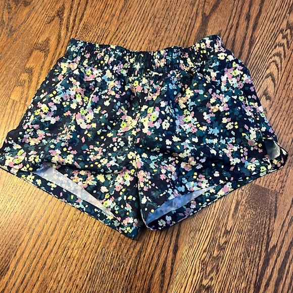 💐FLOWER POWER ATHLETIC SHORTS!💐 - Picture 1 of 1